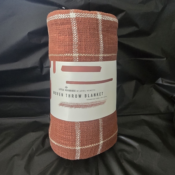Rust Plaid Woven Throw Blanket - Picture 1 of 7